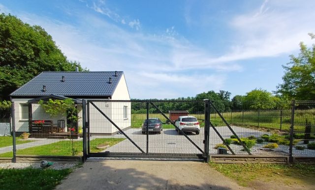 dom wolnostojący, 3 pokoje Sierakowo. Zdjęcie 1