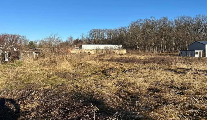 Działka inwestycyjna Radecz