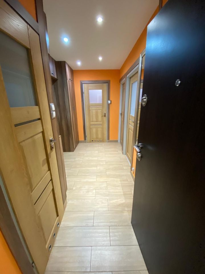 Mieszkanie 3-pokojowe Świętochłowice. Zdjęcie 4