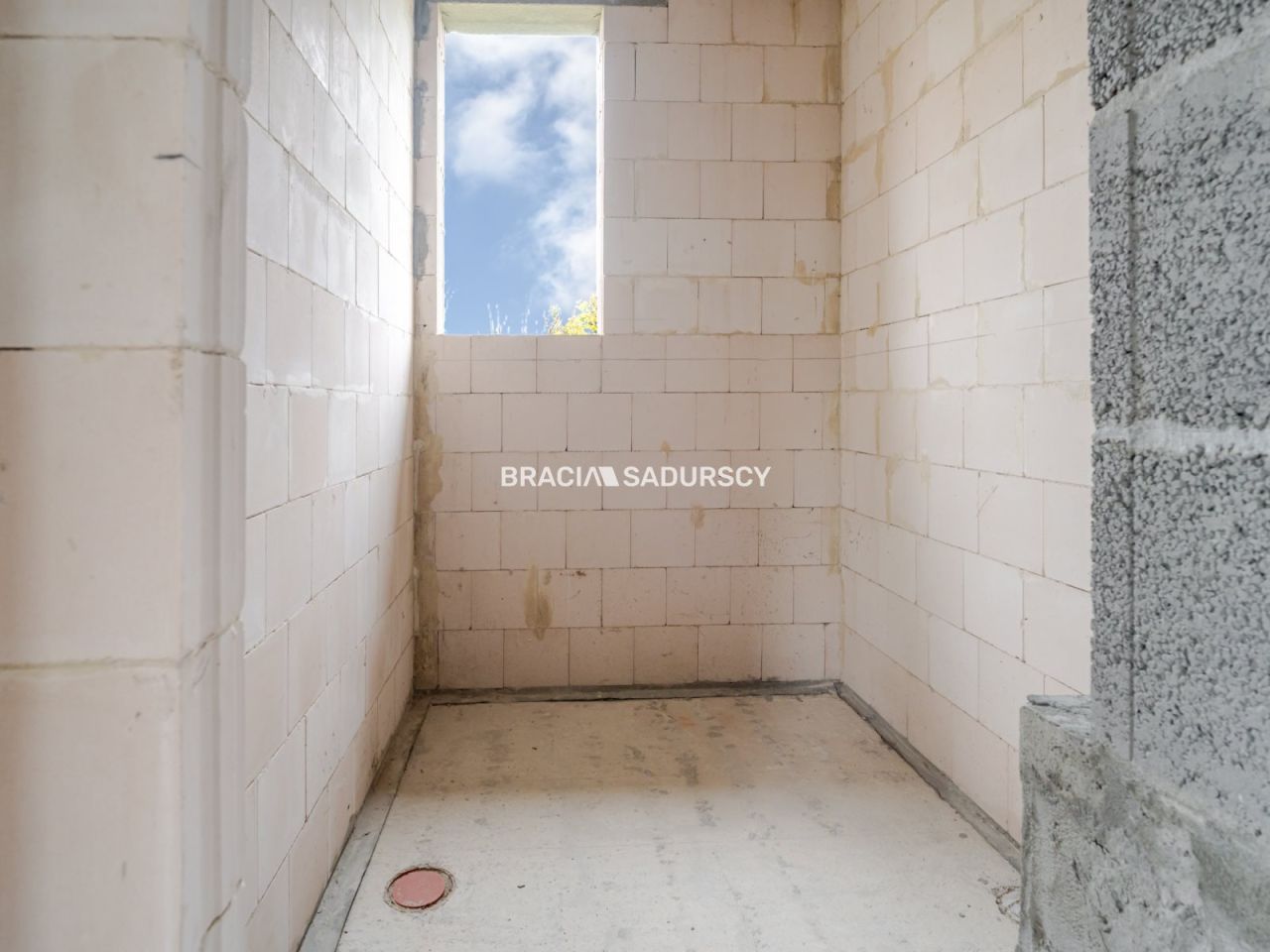 dom wolnostojący, 4 pokoje Bębło, ul. Lasek. Zdjęcie 16