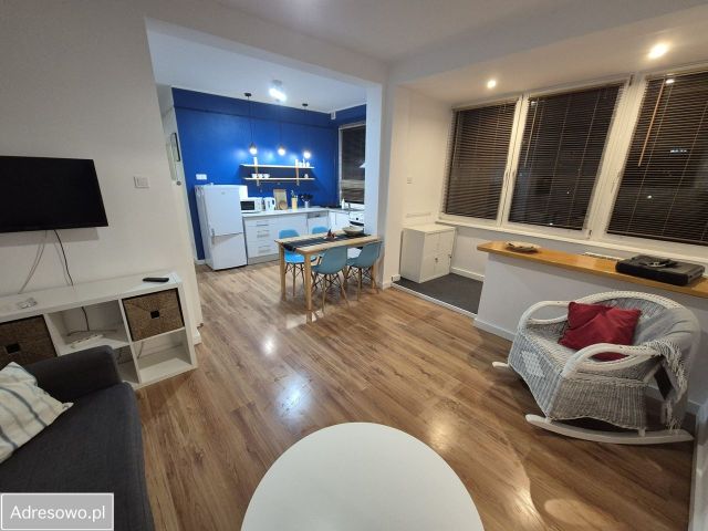 Mieszkanie 3-pokojowe Gdynia Śródmieście, ul. Antoniego Abrahama. Zdjęcie 1