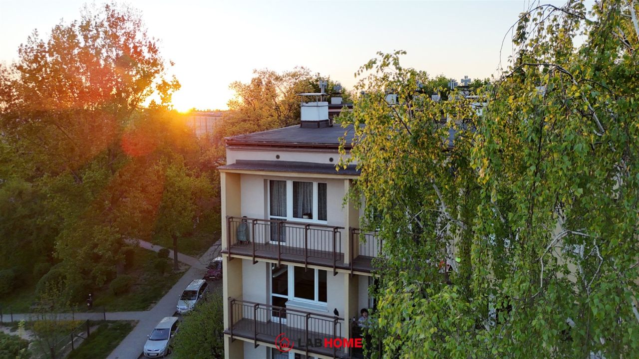 Mieszkanie 3-pokojowe Katowice. Zdjęcie 19
