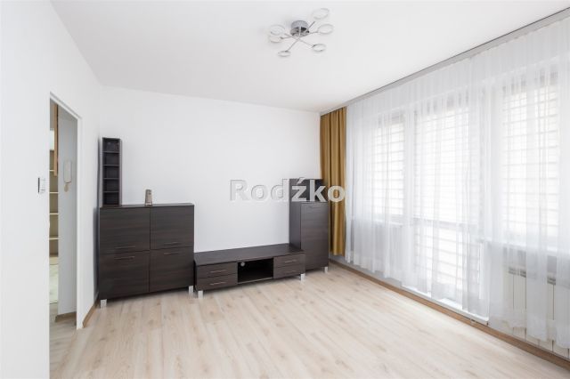 Mieszkanie 3-pokojowe Bydgoszcz Wyżyny, ul. Tadeusza Boya-Żeleńskiego. Zdjęcie 2