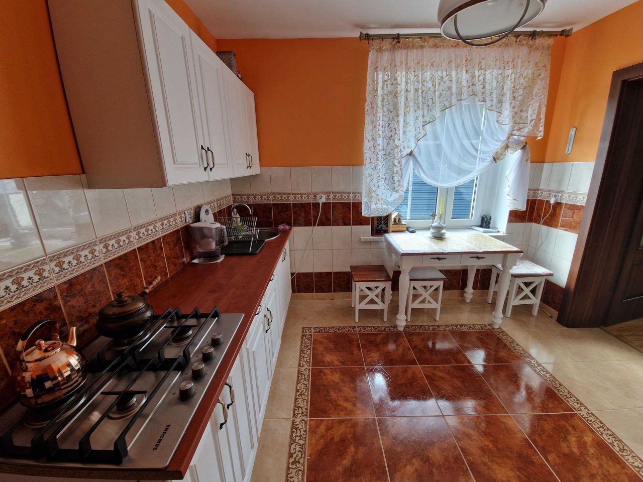 Mieszkanie 2-pokojowe Jugów. Zdjęcie 3