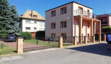 dom wolnostojący, 8 pokoi Rewal, ul. Szkolna 14
