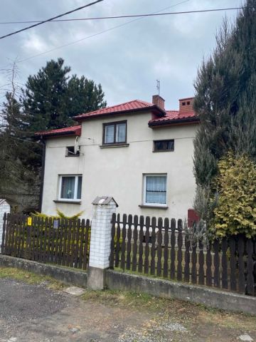 dom wolnostojący, 4 pokoje Czechowice-Dziedzice. Zdjęcie 1