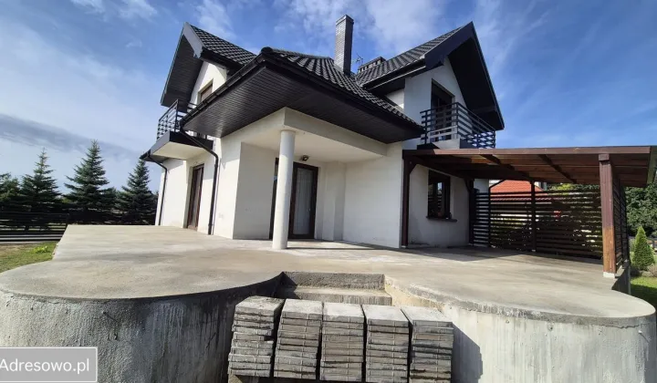 dom wolnostojący, 4 pokoje Działoszyn, ul. Zielona