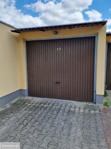 Garaż/miejsce parkingowe Rumia, ul. Poznańska. Zdjęcie 1