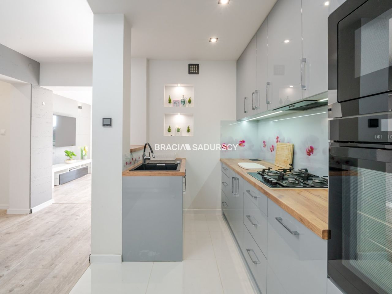 dom wolnostojący, 5 pokoi Polanka Hallera. Zdjęcie 6