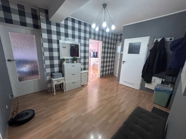 Mieszkanie 3-pokojowe Pabianice. Zdjęcie 9