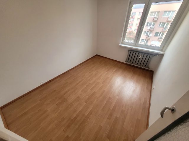 Mieszkanie 3-pokojowe Kielce Podkarczówka, ul. Kruszcowa. Zdjęcie 4