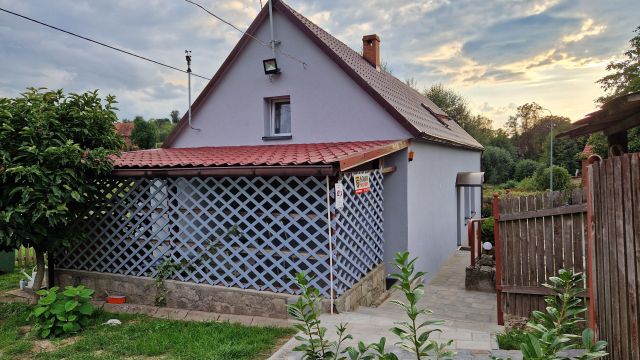 dom wolnostojący, 3 pokoje Wolbromów. Zdjęcie 1