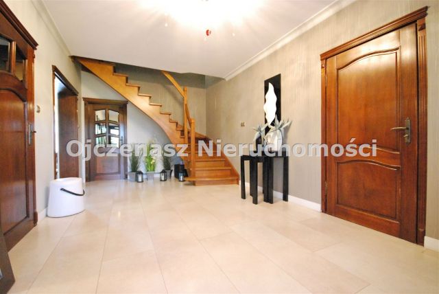 dom wolnostojący, 5 pokoi Niwy. Zdjęcie 7