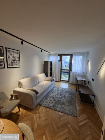Mieszkanie 3-pokojowe Warszawa Wola, ul. Pereca. Zdjęcie 1