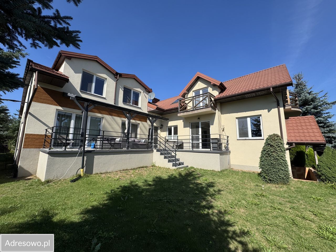 dom wolnostojący, 11 pokoi Okuniew, ul. Rattanowa. Zdjęcie 4