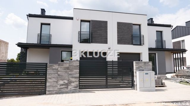 bliźniak, 5 pokoi Jakubowice Konińskie, ul. Kasztanowa. Zdjęcie 3