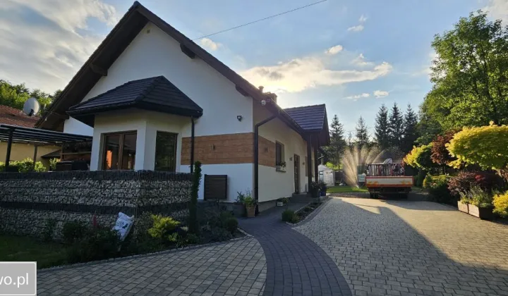 dom wolnostojący, 4 pokoje Posadowa Mogilska