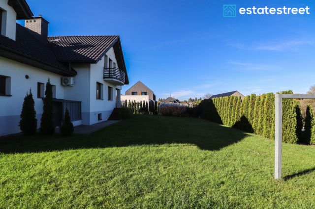 dom wolnostojący, 6 pokoi Bochnia, ul. św. Urbana. Zdjęcie 4