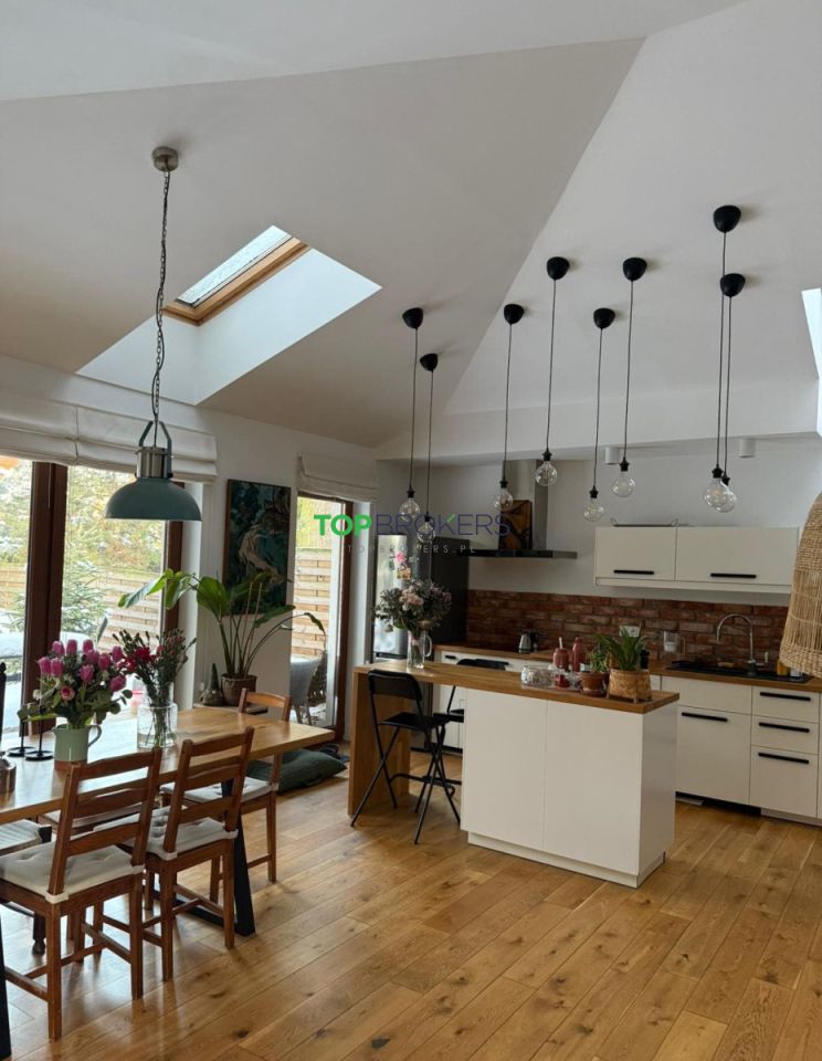 dom wolnostojący, 3 pokoje Warszawa Wesoła. Zdjęcie 1