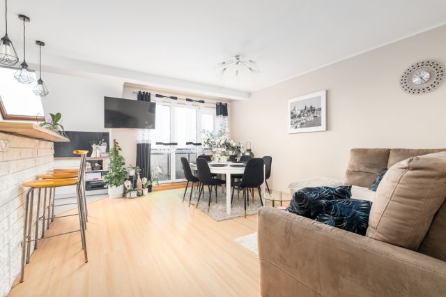 Mieszkanie 4-pokojowe Warzymice. Zdjęcie 2