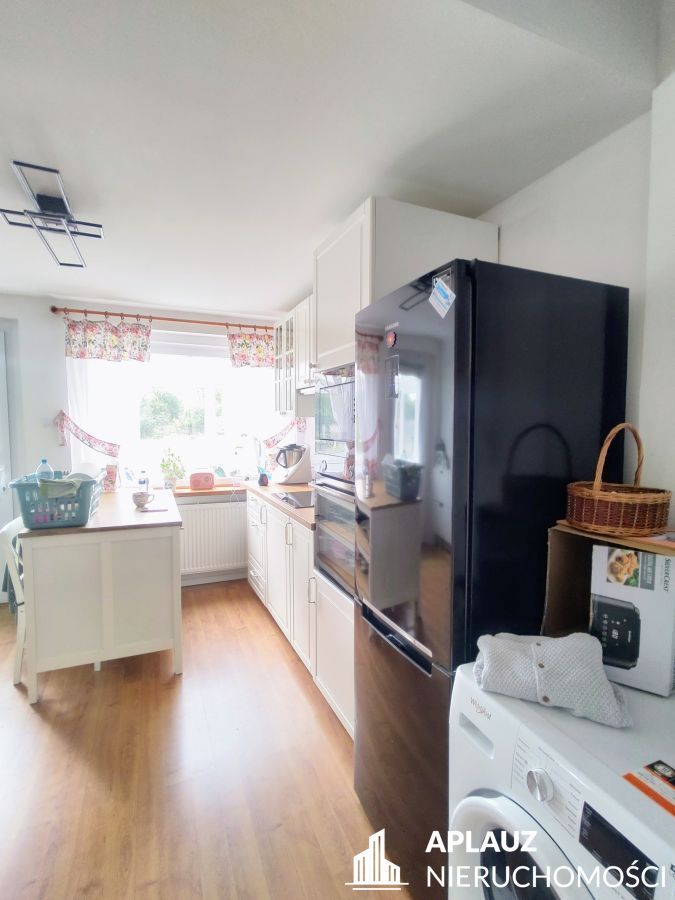 Mieszkanie 3-pokojowe Jelenia Góra. Zdjęcie 2