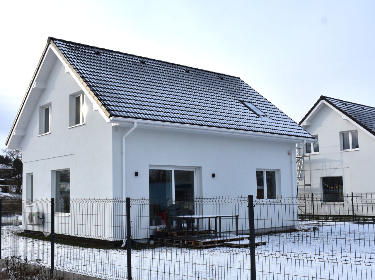 dom wolnostojący, 5 pokoi Żarowo. Zdjęcie 3