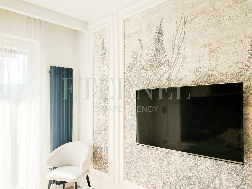 Mieszkanie 4-pokojowe Kraków, ul. Walerego Sławka. Zdjęcie 3