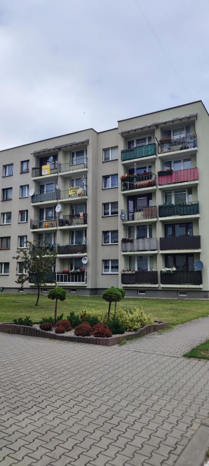 Mieszkanie 2-pokojowe Łazy Podlesie, ul. Wyzwolenia. Zdjęcie 2