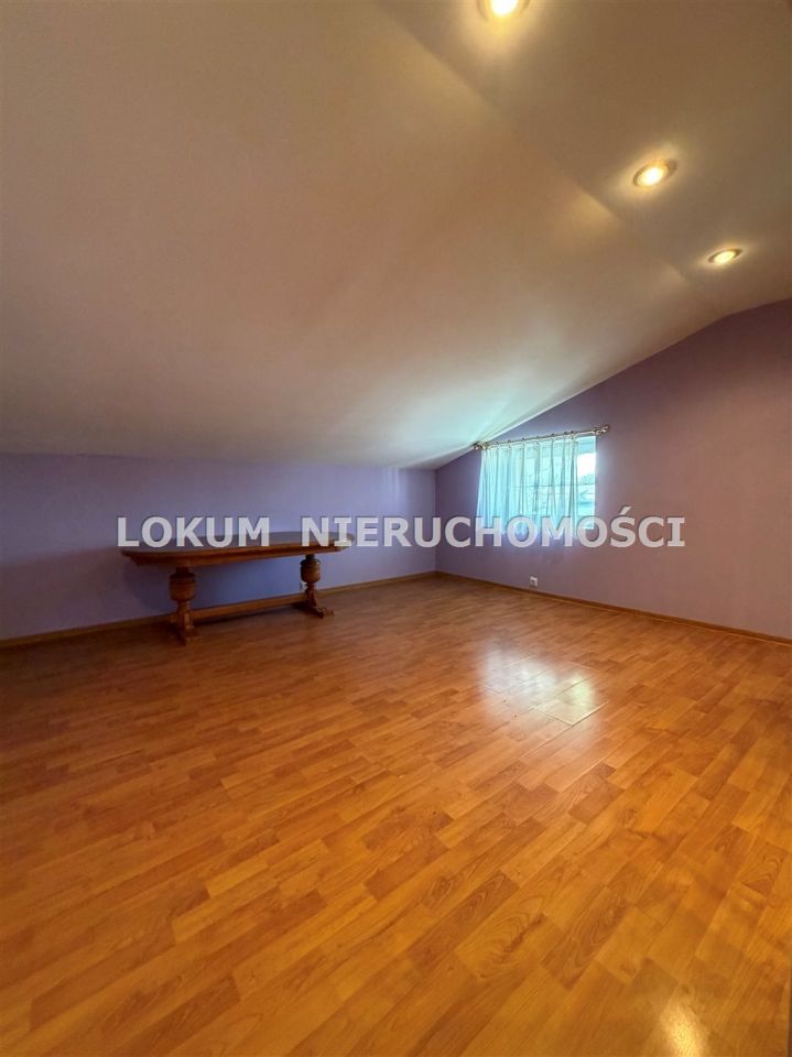 dom wolnostojący, 5 pokoi Bąków, ul. Jasna. Zdjęcie 17