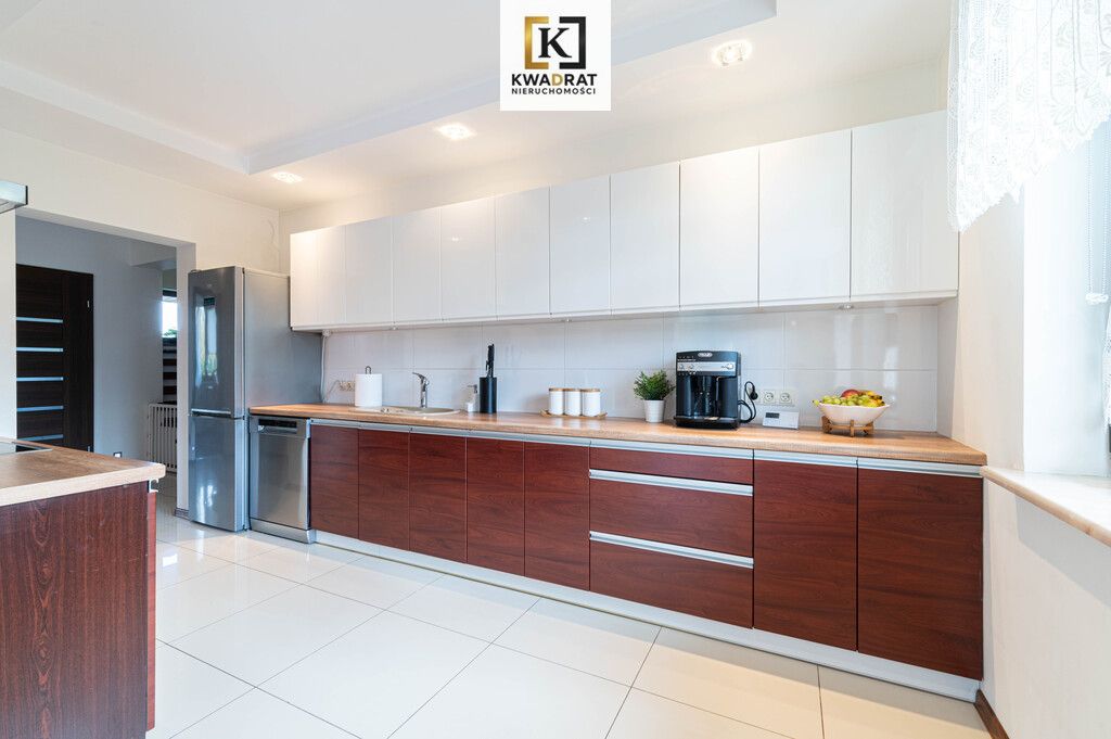 dom wolnostojący, 6 pokoi Barcząca. Zdjęcie 5