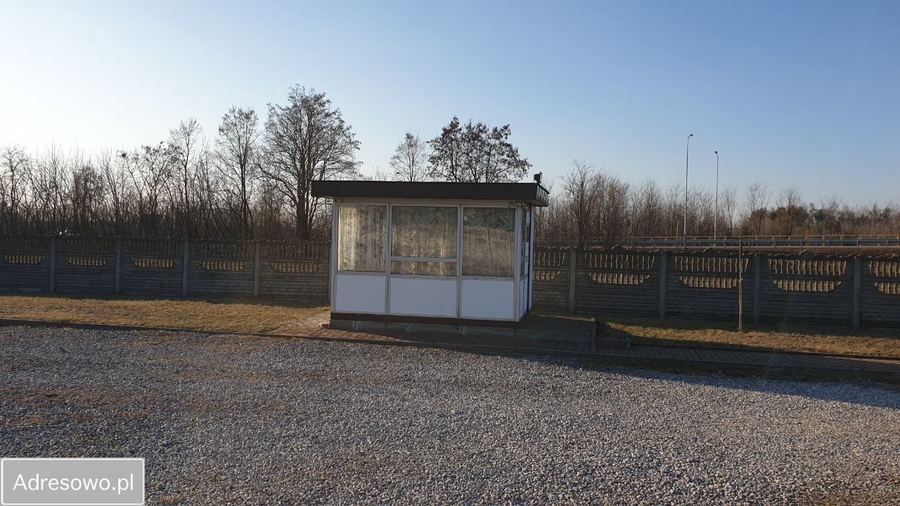 Hala/magazyn Krogulcza Sucha. Zdjęcie 17