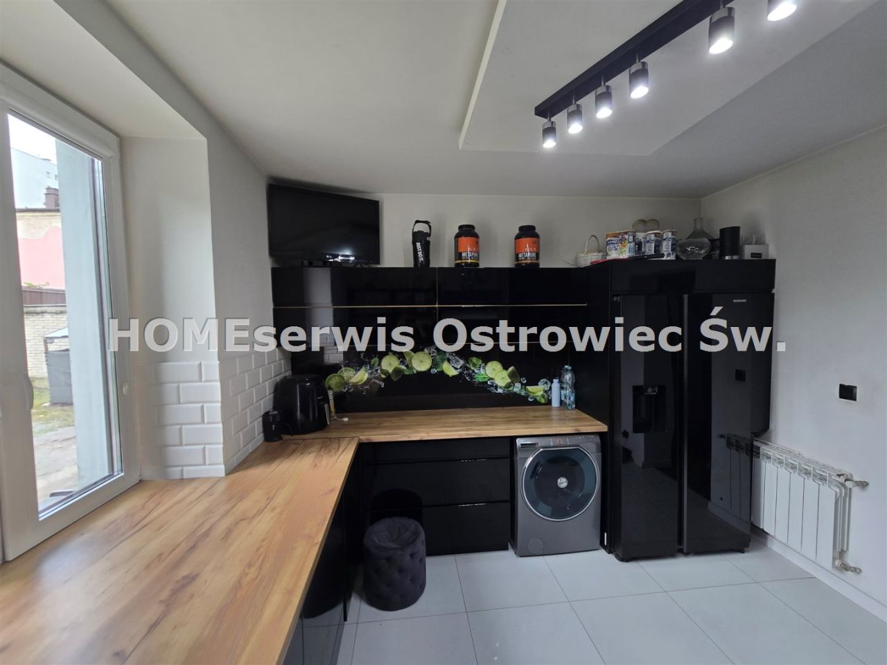 kamienica Ostrowiec Świętokrzyski Centrum, ul. Sławomira Czerwińskiego. Zdjęcie 3