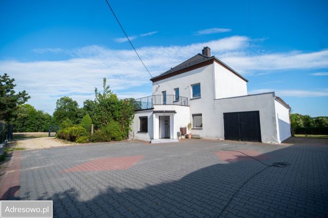 dom wolnostojący, 6 pokoi Zbrosławice. Zdjęcie 1