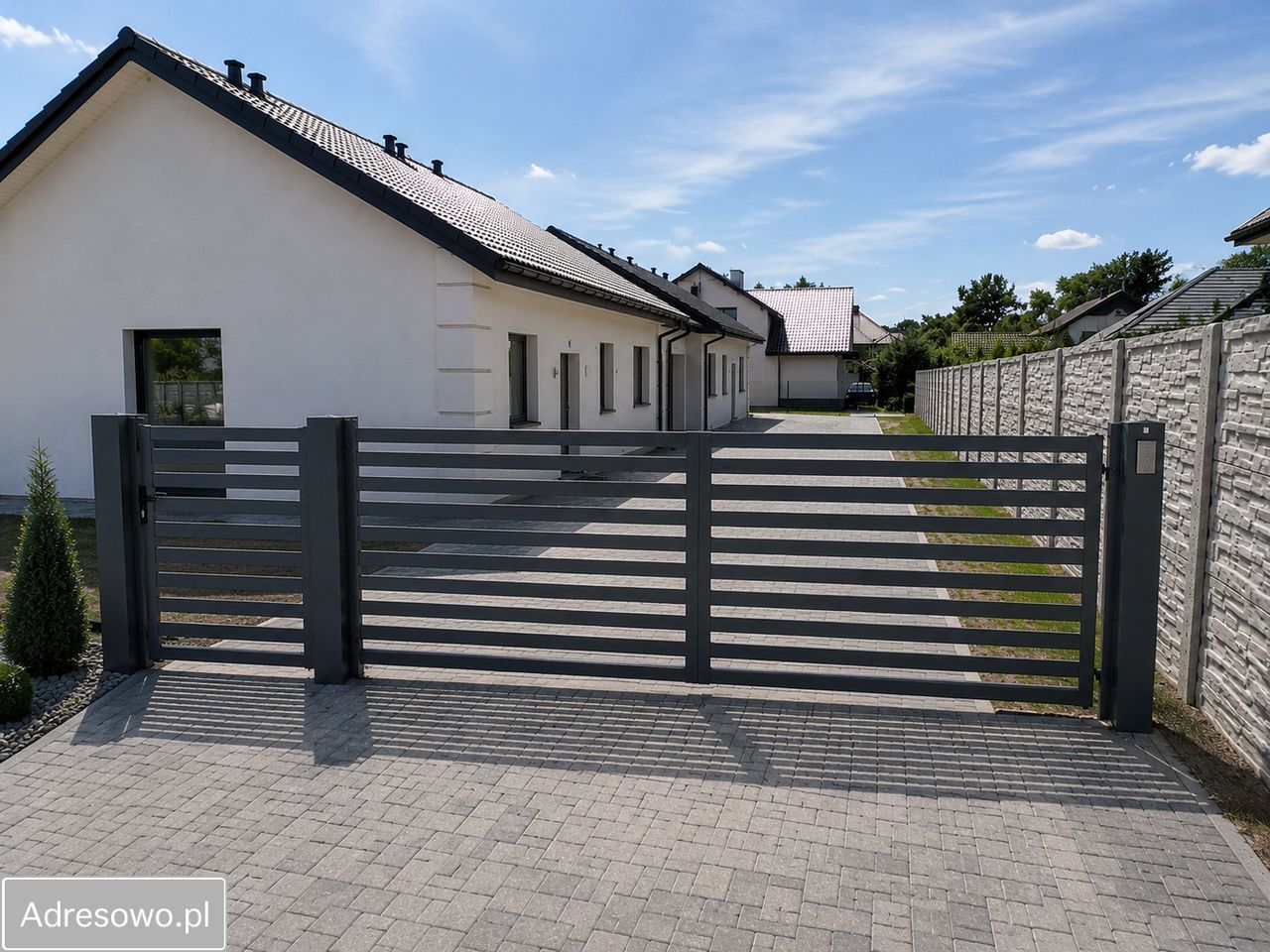 bliźniak, 4 pokoje Cieśle. Zdjęcie 1