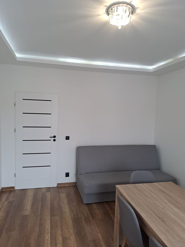 Mieszkanie 2-pokojowe Ostrowiec Świętokrzyski, ul. Henryka Sienkiewicza. Zdjęcie 4