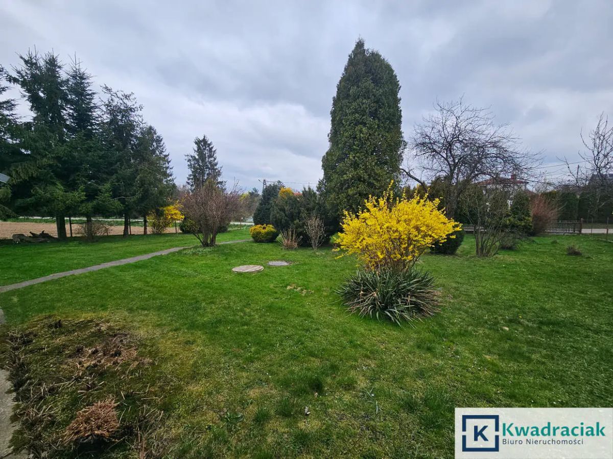 dom wolnostojący, 5 pokoi Brzezówka. Zdjęcie 12