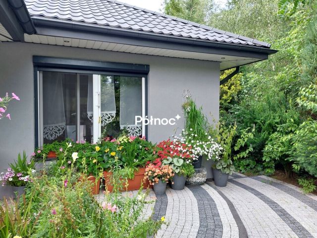 dom wolnostojący, 5 pokoi Piszczac Pierwszy. Zdjęcie 12