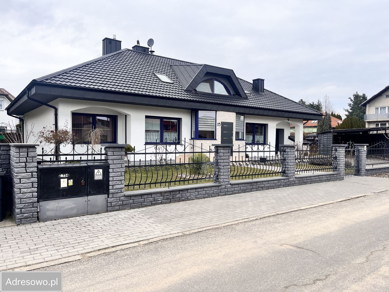 dom wolnostojący, 6 pokoi Dzierżoniów. Zdjęcie 1