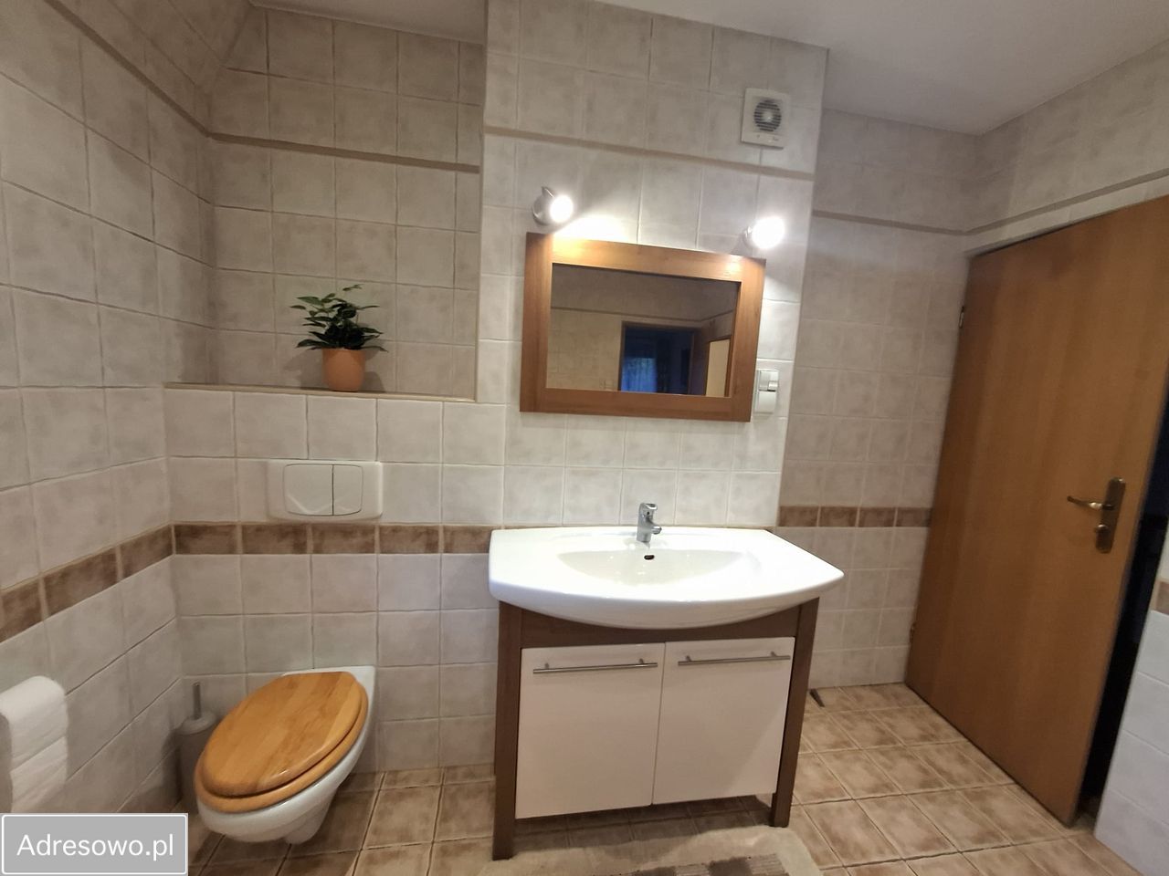 dom wolnostojący, 7 pokoi Bujaków. Zdjęcie 18