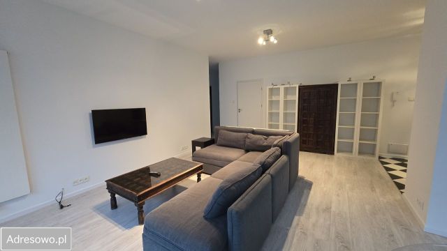 Mieszkanie 3-pokojowe Warszawa Wilanów, ul. Kazachska. Zdjęcie 1