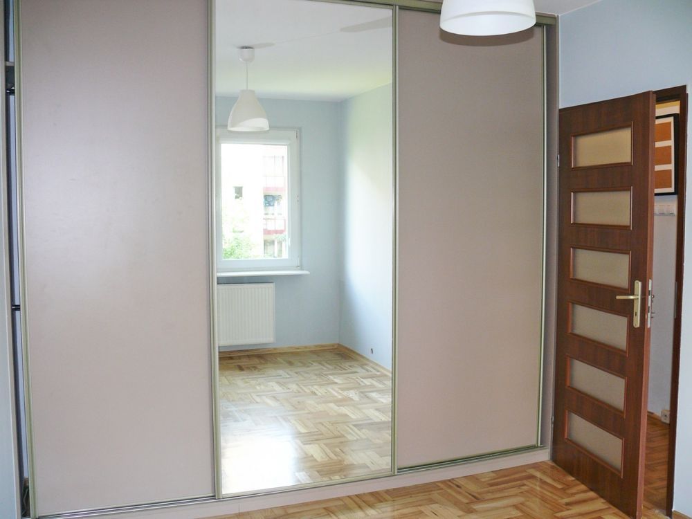 Mieszkanie 4-pokojowe Kraków Czyżyny, os. Dywizjonu 303. Zdjęcie 3