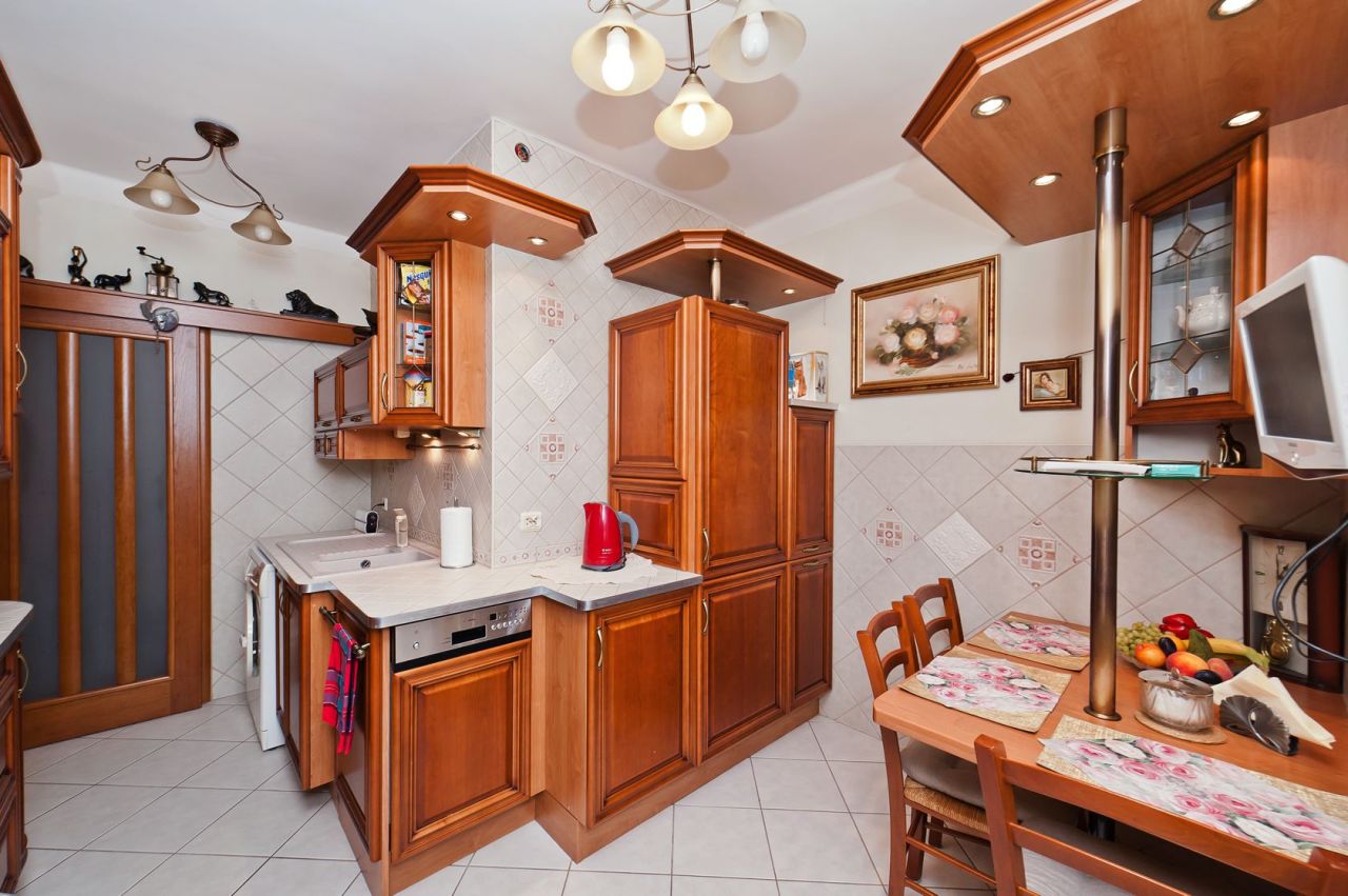 Mieszkanie 2-pokojowe Kraków, ul. Juliana Fałata. Zdjęcie 2