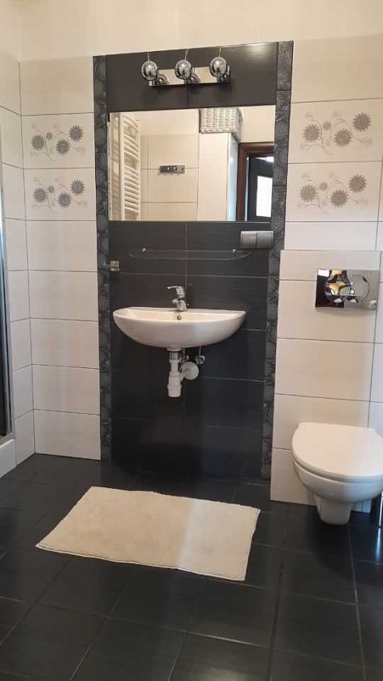 dom szeregowy, 6 pokoi Radom Dzierzków, ul. Zwoleńska. Zdjęcie 7