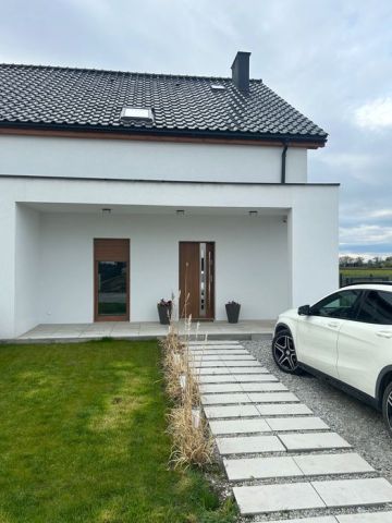 dom wolnostojący Suchy Dwór, ul. Słoneczna. Zdjęcie 1