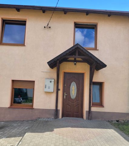 dom wolnostojący, 4 pokoje Więcbork, ul. Złotowska. Zdjęcie 1