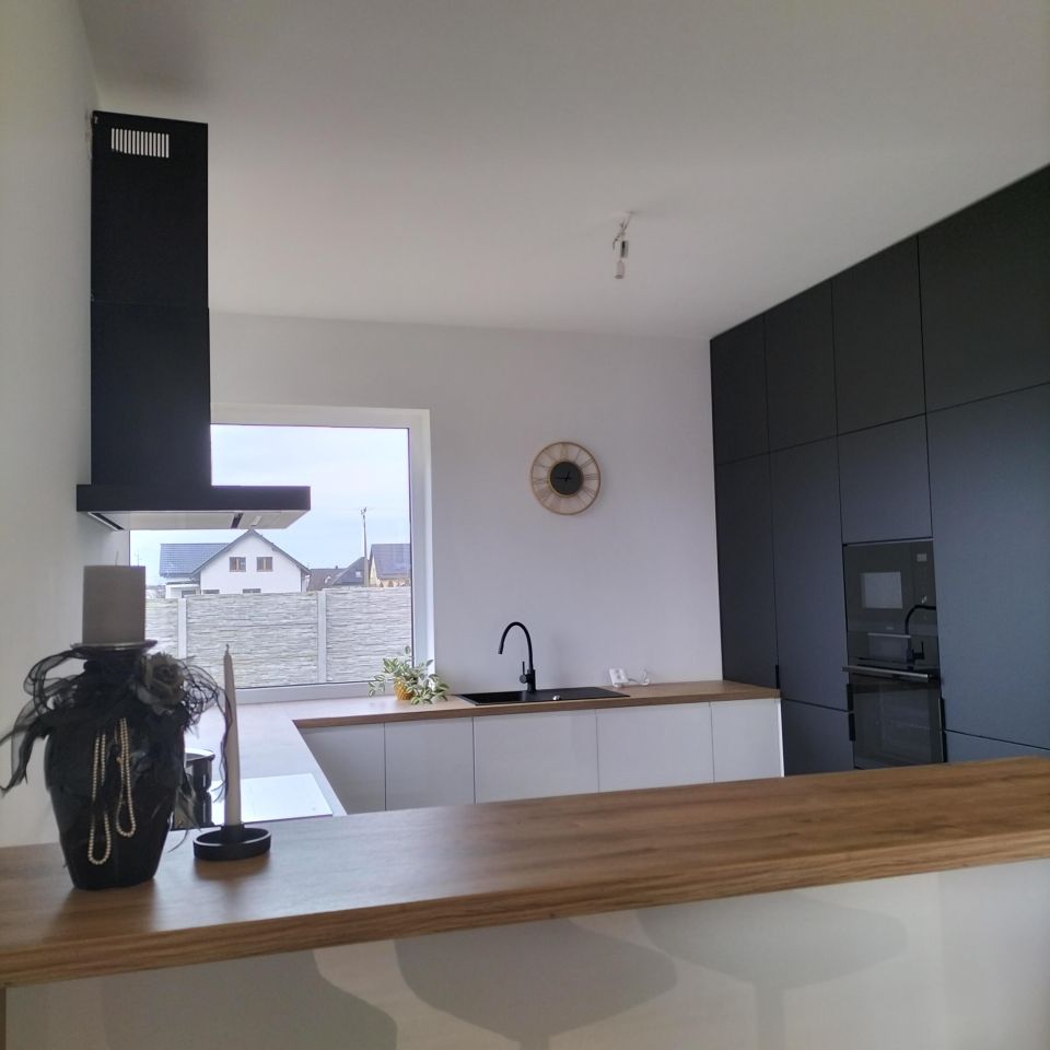 dom wolnostojący, 4 pokoje Mrzezino, ul. Fiołkowa. Zdjęcie 9