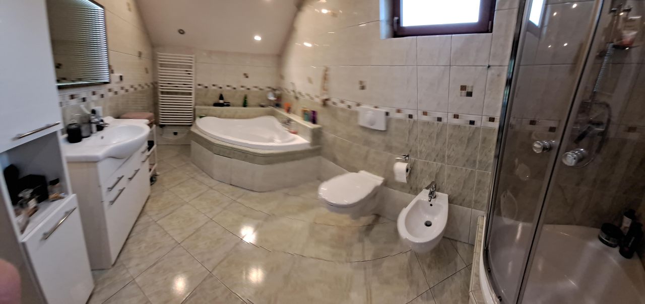 dom wolnostojący, 5 pokoi Ustroń Centrum, ul. Jana Wantuły. Zdjęcie 13