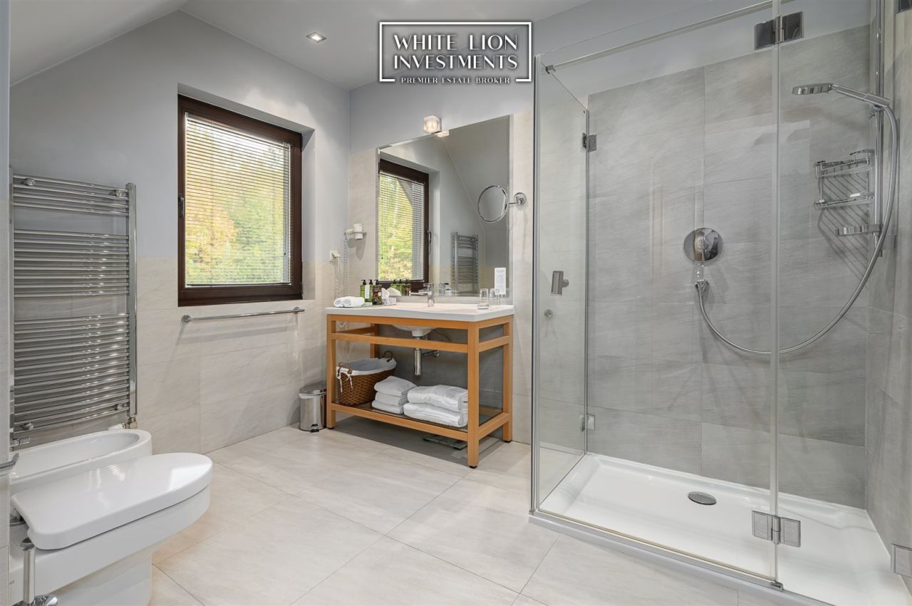 dom wolnostojący, 4 pokoje Glaznoty. Zdjęcie 18