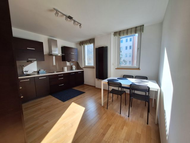 Mieszkanie 2-pokojowe Nowy Sącz Millenium, ul. Królowej Jadwigi. Zdjęcie 3