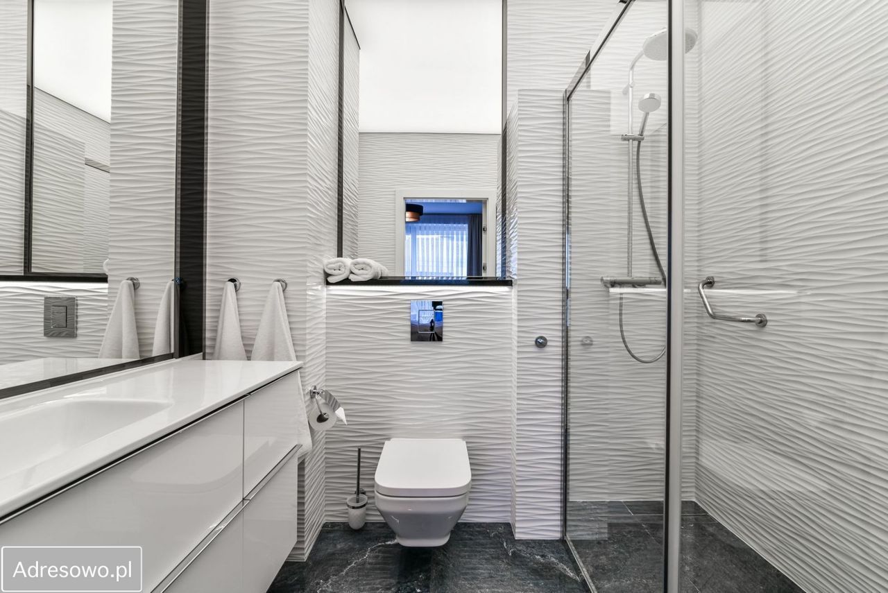 Mieszkanie 3-pokojowe Gdynia Śródmieście, ul. Arkadiusza Rybickiego. Zdjęcie 10